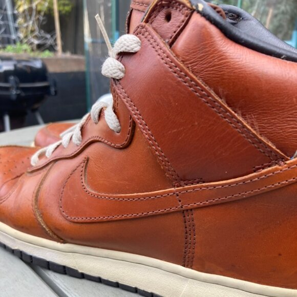 Collectors Nike dunk high premium “curry” - Picture 1 of 2